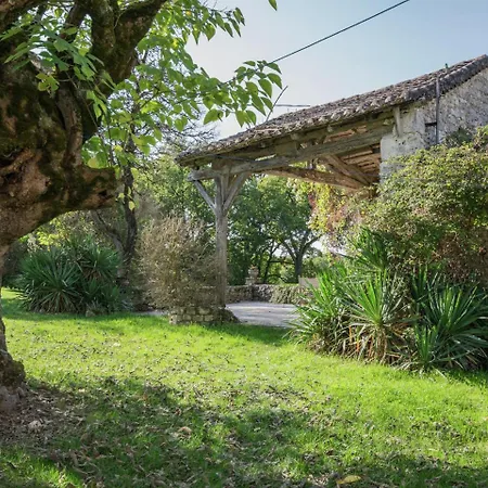 Holiday In With Swimming Pool Ferienhaus