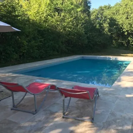Holiday In With Swimming Pool Ferienhaus Montaigu-de-Quercy